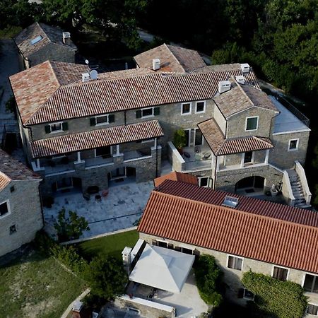 L'Abbraccio Della Quercia Διαμέρισμα Momjan Εξωτερικό φωτογραφία